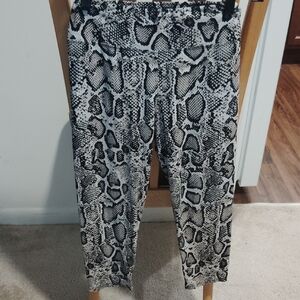 New Mix Monochrome Patterned Fabric